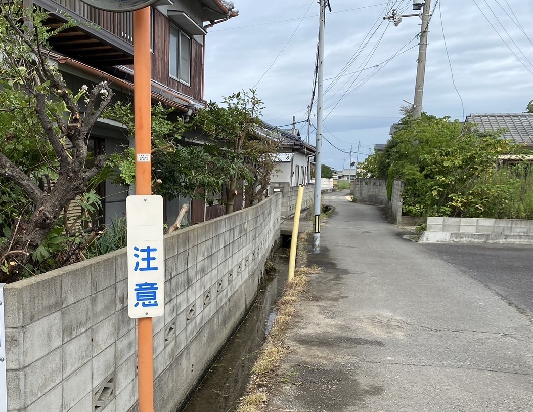 【高松市】木の剪定　草処分　2tトラック1台分